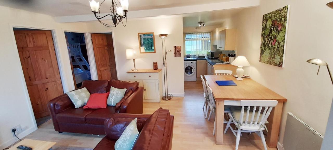 Sheena'S Dartmouth Chalets 外观 照片