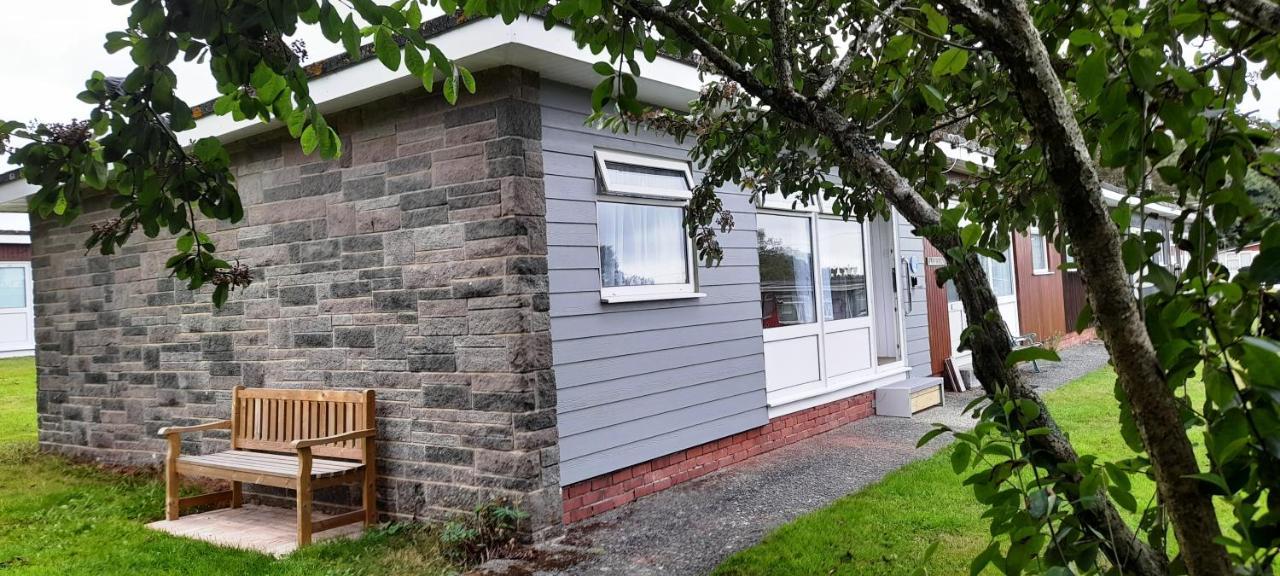 Sheena'S Dartmouth Chalets 外观 照片